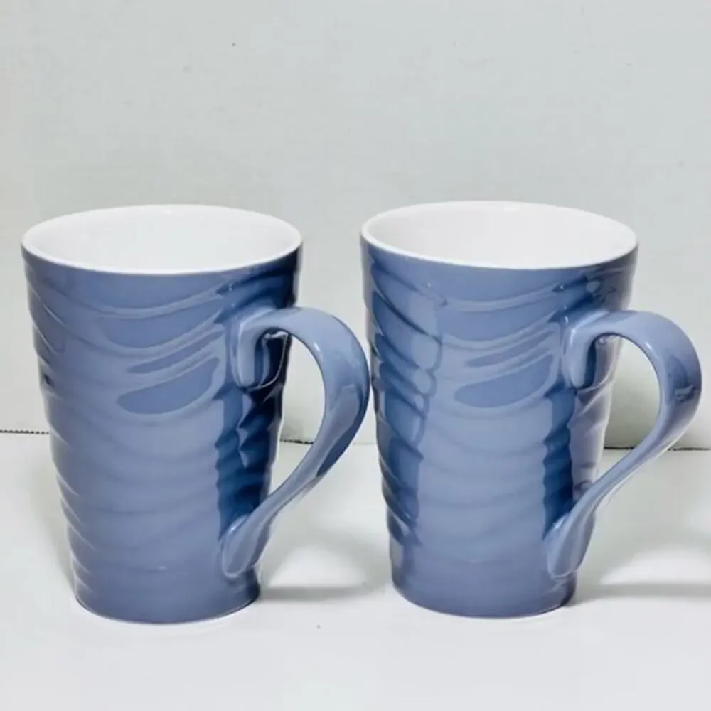 NWOT Starbucks mugs purple set of 2….13 fl oz